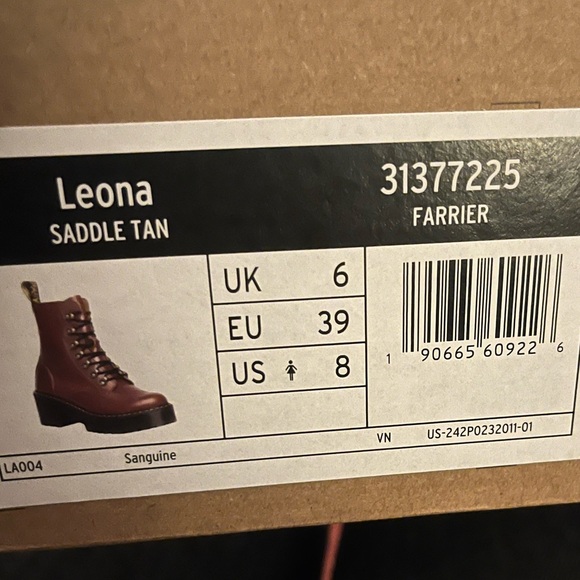 New Dr Martens Leona Farrier Leather Heeled Boots - 8 - Picture 8 of 8